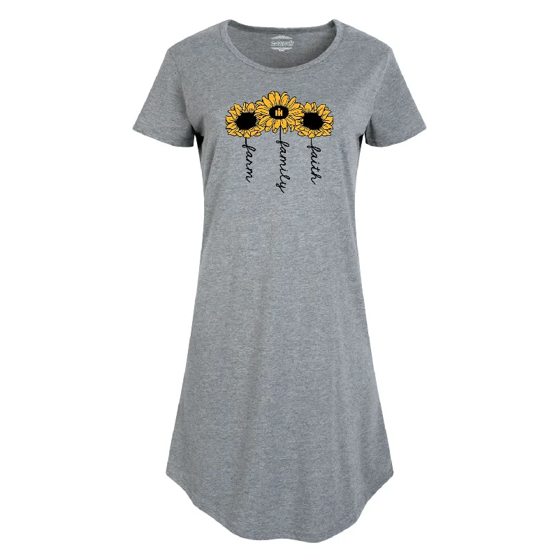 IH Faith Family Farm Womens Any Way Dress