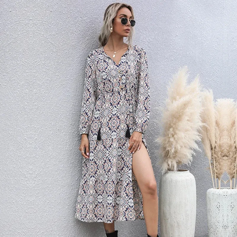 long -sleeved bottoming wild dress