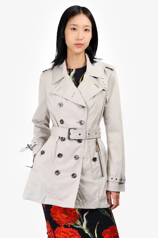 Burberry Brit Beige Short Double Breasted Trench Coat Size 10 Cozy Casual Trench Coat Burberry Brit Beige Short Double Breasted Trench Coat Size 10 Cozy Casual Trench Coat