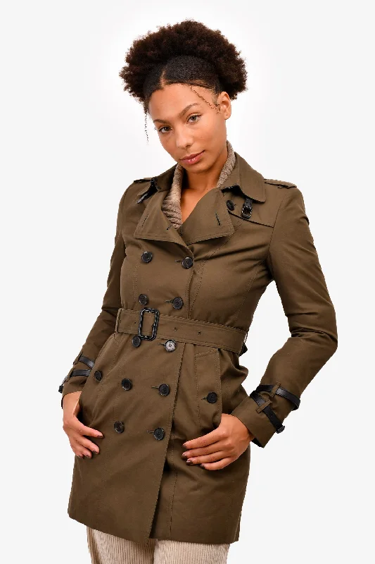 Burberry Green Trench Coat with Black Leather Trim Size 6 Fashionable Oversized Trench Coat Burberry Green Trench Coat with Black Leather Trim Size 6 Fashionable Oversized Trench Coat