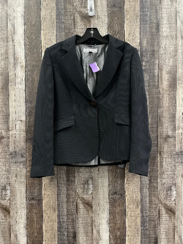 Blazer By Tahari By Arthur Levine  Size: 6 Women's Trendy Jacket