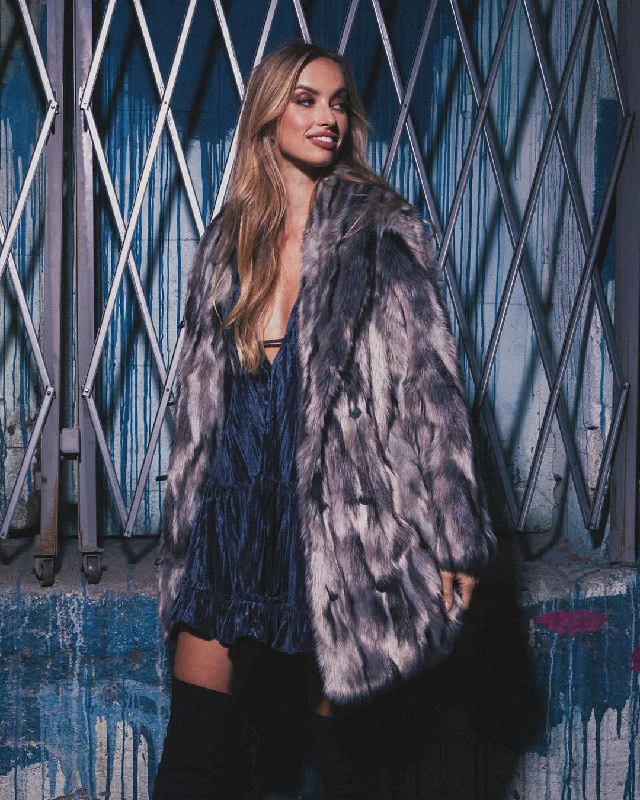 Women's Faux Fur Coat | Wild Rabbit Hook-and-Loop Buckled Tied