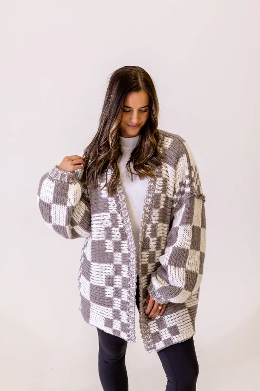 Hattie Checkered Chunky Cardigan | Mocha Brown Chenille Blend Fleece Blend Nylon Blend Hattie Checkered Chunky Cardigan | Mocha Brown Chenille Blend Fleece Blend Nylon Blend