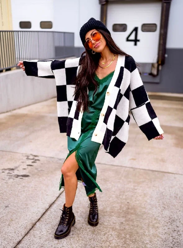 Love You Oversized Checkerboard Cardigan in Black + White *RESTOCKED* Thin Thick Dense Love You Oversized Checkerboard Cardigan in Black + White *RESTOCKED* Thin Thick Dense